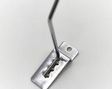 фото Крючок металлический на экономпанель, 100мм, d4мм, хром