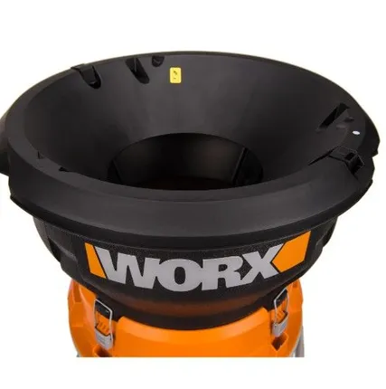 Фото №3 Садовый измельчитель травы и листьев Worx WG430E