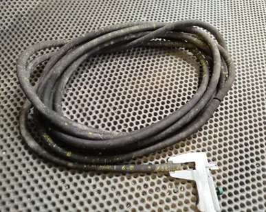 фото Шланг армированный нитриловый 4 мм