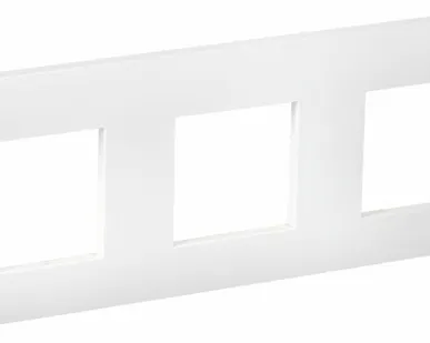 фото SKANDY Рамка 3-местная SK-F03W арктический белый IEK