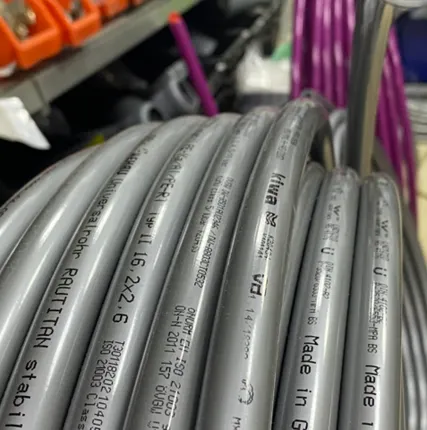 Фото №4 Труба PEXa 20*2.9 REHAU Stabil PLATINUM RAUTITAN (100м) с кислородным барьером, серая