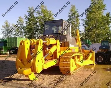 фото Бульдозер Shantui SD32 с полусферическим отвалом на границе