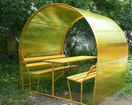 Фото №0 Дачная беседка из поликарбоната