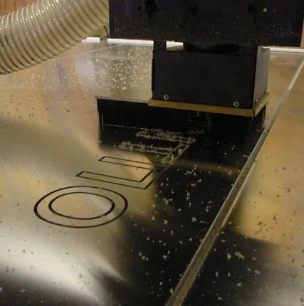 Фото №0 Гравирование оргстекла