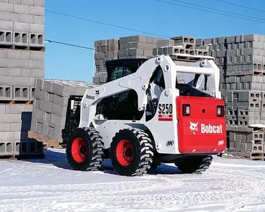 фото Аренда мини-погрузчика Bobcat S250
