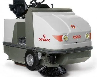 фото Подметальная Машина с сиденьем для оператора COMAC CS 80 Bifuel