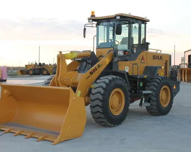 фото Погрузчик 1,8 м3 в наличии в лизинг SDLG 933L