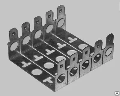 Фото №0 Хомут монтажный под 5 плинтов
