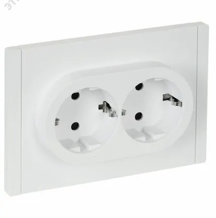 Фото №0 FORTE&PIANO Розетка 2-местная с заземлением с защитными шторками безвинтовое крепление 16А FP223 белый IEK