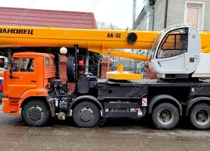 Фото №0 Аренда автокрана (автомобильного крана) Ивановец КС-55717К-1, Москва