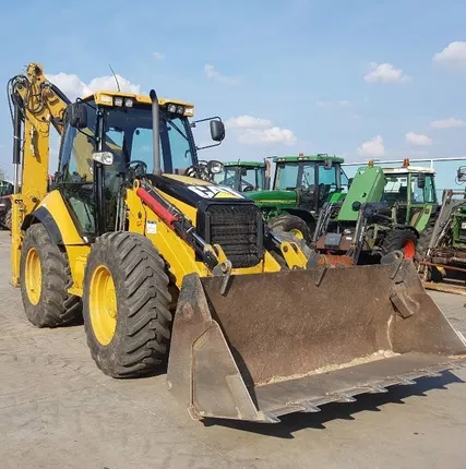 Фото №0 Аренда экскаватора-погрузчика Caterpillar 434F