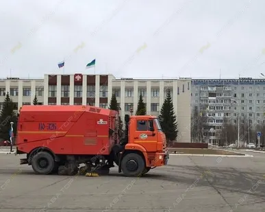 фото Аренда подметально-уборочной машины КО-326-02, Санкт-Петербург
