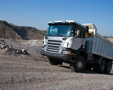 фото Самосвал Scania P 380 6х6