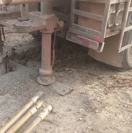 Фото №0 Копка ямы под септик