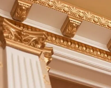 фото Монтаж лепнины.