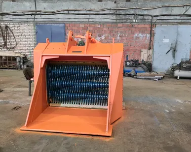 фото Ковши с валами-поршнями для переработки твердого\мягкого сырья