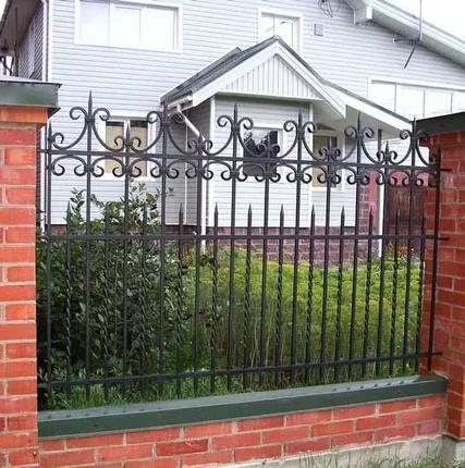 Фото №0 Ажурный кованый забор