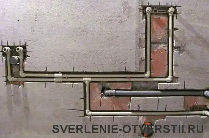 Фото №0 Штробление бетонных и кирпичных стен и перекрытий под трубы водоснабжения