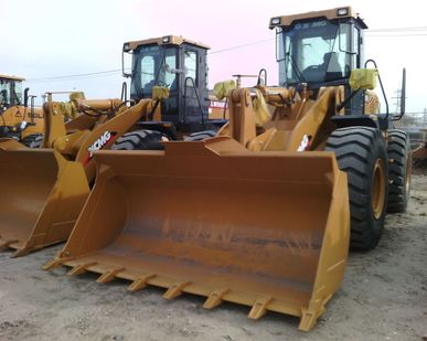 фото Фронтальный погрузчик XCMG LW500FN