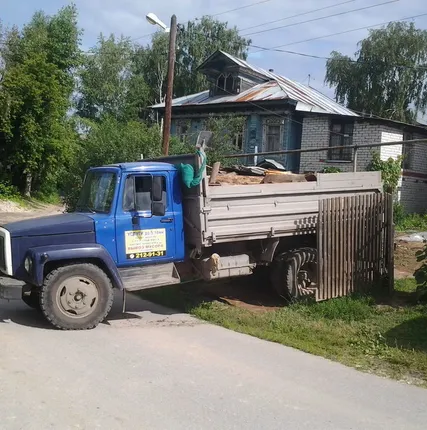 Фото №0 Вывоз старой мебели строительного мусора и тд