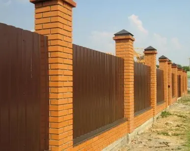 фото Забор из профлиста