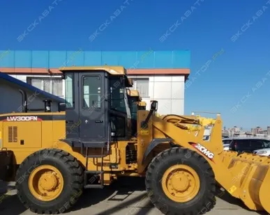 фото Аренда фронтального погрузчика (колесного) XCMG LW300F, Ачинск