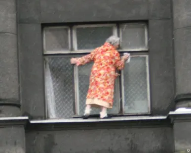 фото Мытье окон с обеих сторон