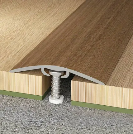 Фото №1 Стык с дюбелем 40х900мм Дуб Эдельвейс алюминиевый Русский профиль