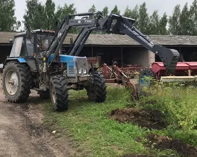 фото Экскаватор Metal-Fach навесной на погрузчик поворотный
