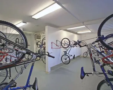 фото Сезонное хранение велосипеда