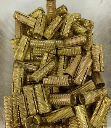 Фото №0 Анкер латунный