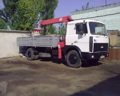 фото МАЗ бортовой, манипулятор.