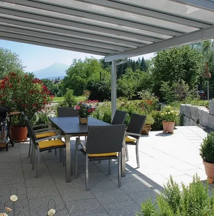 Фото №0 Мойка стеклянных крыш