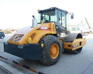фото Каток дорожный XCMG XS122E