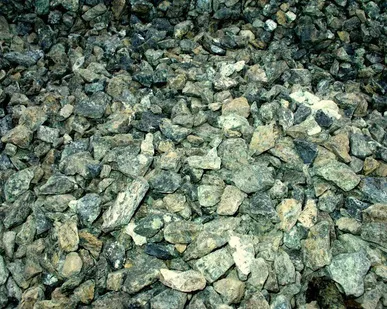 фото Крошка змеевика сине-зеленые 5-20 мм