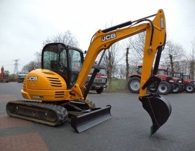 фото Прицепной мини экскаватор YANMAR VIO 55-5 Canopy