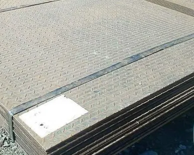 фото Лист рифленый чечевица 5*1500*6000 мм 3сп ГОСТ 8568-77