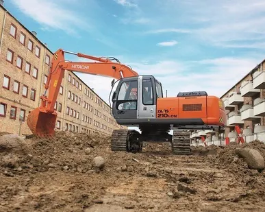 фото Экскаватор ZX210LCN-G