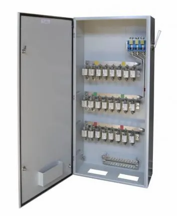 Фото №0 Шкаф ШР11-73708-30У3,УХЛ3 400А, 5хПН2-250А, 1600х700х300мм IP30