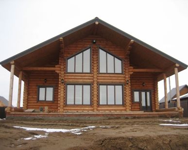 фото Срубы из оцилиндрованного бревна