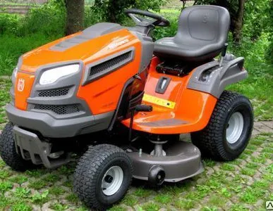 фото Снегоуборочный Трактор Husqvarna YTH183T(+аксессуары)(США)-20л.с,10Квт,