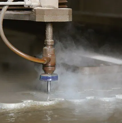 Фото №0 Гидроабразивная резка металла