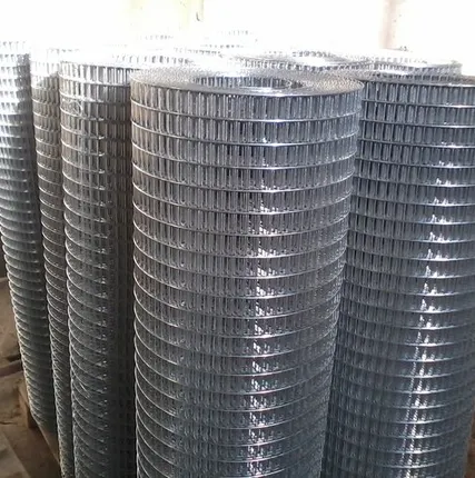 Фото №0 Сетка сварная оцинков. 12,5х12,5х1,2мм (1х15м)