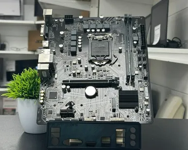 фото Материнская плата Gigabyte H510M H, LGA 1200