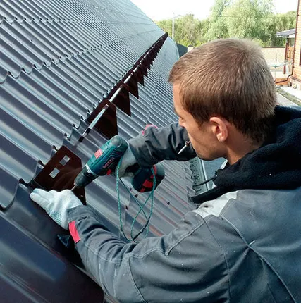 Фото №0 Монтаж снегозадержателей