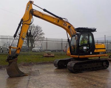 фото Аренда экскаватора гусеничного JCB 130 в Тосненском районе