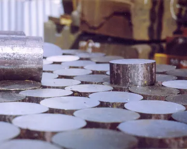 фото Поковка круглая 25Х2ГНТА