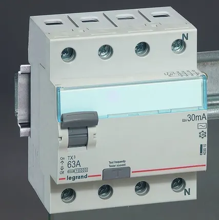 Фото №0 Выключатель автоматический 3п 40А С 6кА TX3 Legrand