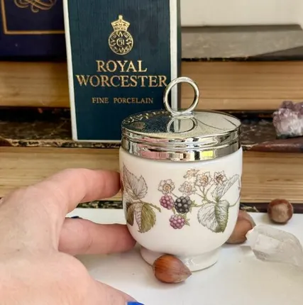 Фото №0 Кодлер на 2 яйца Royal Worchester Ежевика Англия