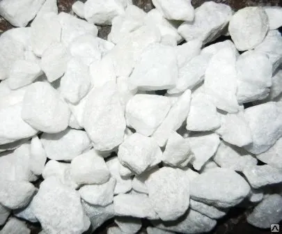 Фото №0 Мраморная крошка бело-кремовая фракция 10-15 мм в МКР